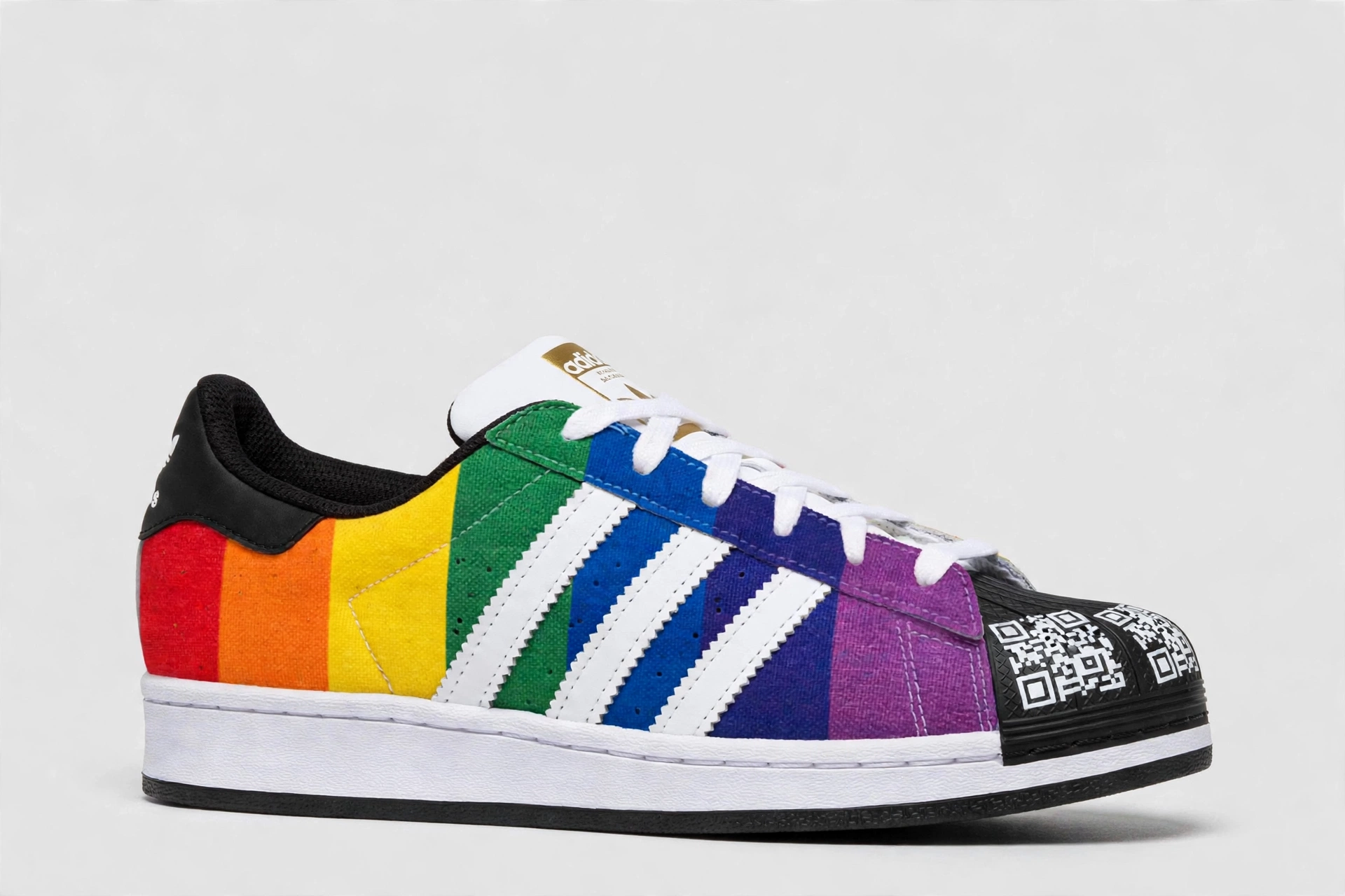 MAGA trainer concept — vertical rainbow edition